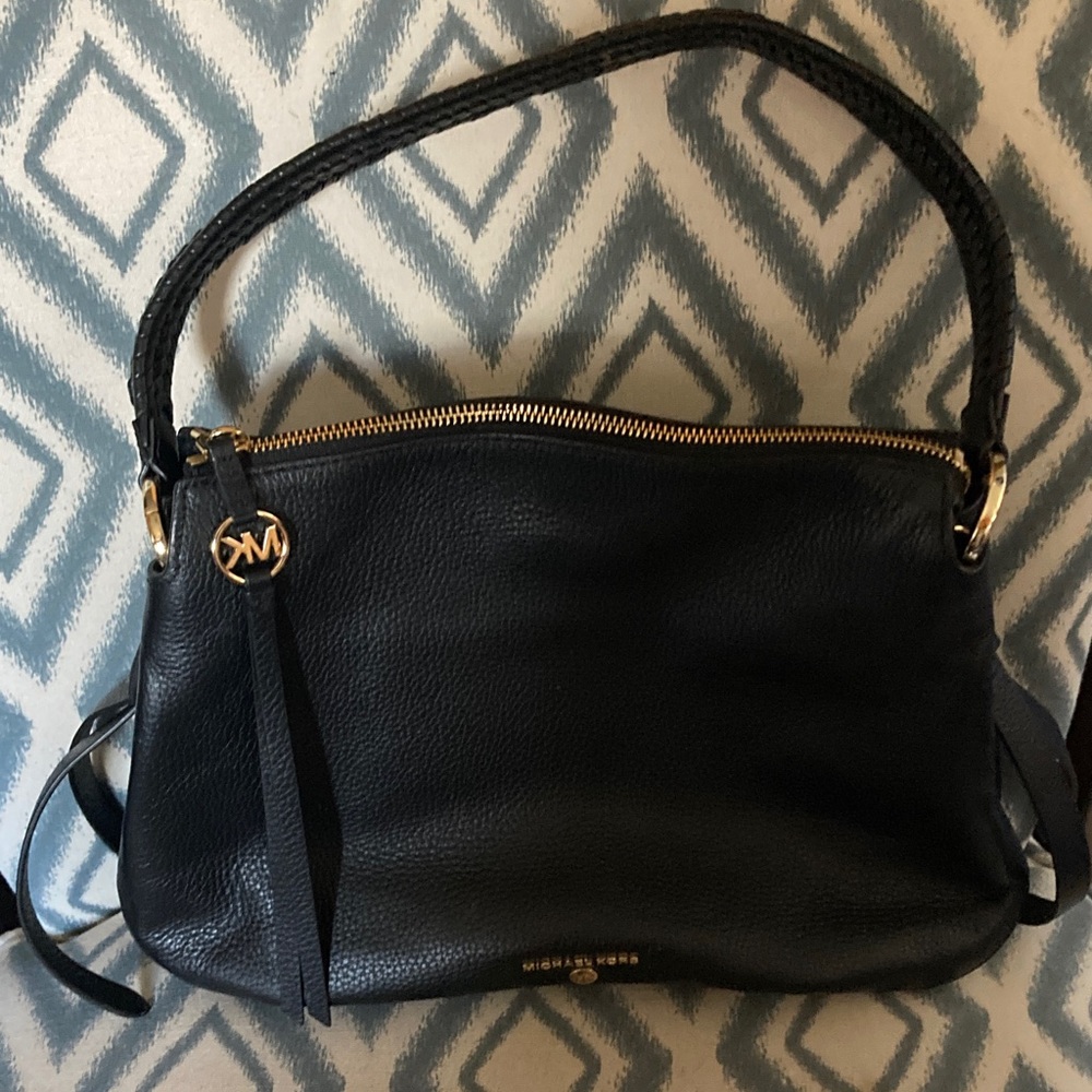 Michael Kors Black Leather Shoulder Bag with Gold Accents - Picture 1 of 6